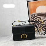 30 Montaigne Flap Bag