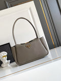 Darling medium leather shoulder bag