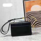 30 Montaigne Flap Bag