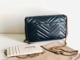 GG Marmont Medium Shoulder Bag