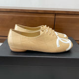 Women's Beige Diamond-Quilted Lambskin Double C Logo Lace-Up Ballet Flats |G47125