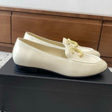Women's Ivory White Glossy Calfskin Double C Logo Loafers| G39745 Y56385 10601