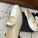 Women's Ivory White Glossy Calfskin Double C Logo Loafers| G39745 Y56385 10601