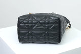 2026 Toujours Black Vertical Tote Bag |M2835OSNW_M900