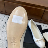 Women's White Patent Leather CC Chain Loafers |G38147 X56161 10601