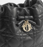 2026 Adiorable Black Mini Bucket Bag |S2611OUQA_M900