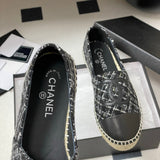 Women's Classic Double C Logo Silver-Threaded Black & White Tweed Straw Fisherman Sandals |G29762