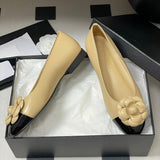 Women's Beige Leather Camellia Color-Block Ballet Flats |G45494