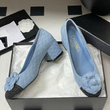 Women's Light Blue Diamond Quilted Embroidered Cowhide Leather Black Coarse Grain Textured Color-Blocked Camellia Print Chunky Mid-Heel Pumps| G39186