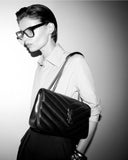 Loulou Series Small Chain Shoulder Bag |494699 DV726 1000