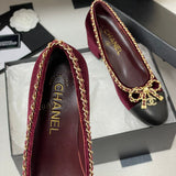 Women's Burgundy Velvet Two-Tone Chain-Detail Chunky Heel Pumps |G46663