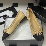 Women's Beige Lambskin Chain-Detailed Two-Tone Bow Ballet Flats |G46663